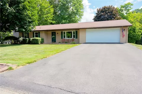 146 Heather Dr, Butler, PA 16001
