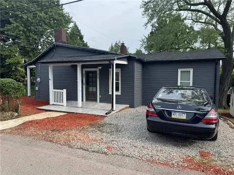 815 Braddock Rd, Pittsburgh, PA 15221
