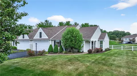 157 Sedeca Dr, Canonsburg, PA 15317