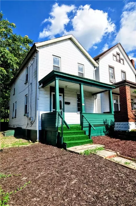 537 Vermont Ave, Glassport, PA 15045
