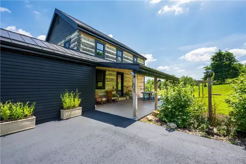 525 Toms Ln, Blairsville, PA 15717