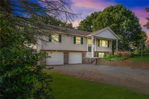 1589 Killian Ave, Johnstown, PA 15909