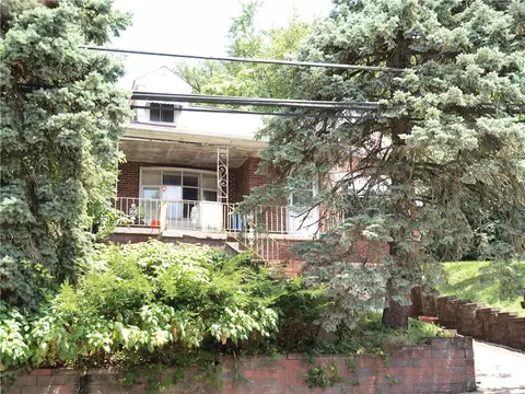 6601 Apple St, Pittsburgh, PA 15206