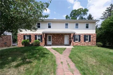 372-374 Sunset Rd, Pittsburgh, PA 15237