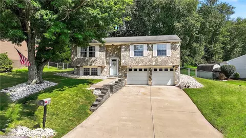 1859 Colleen Dr, Irwin, PA 15642