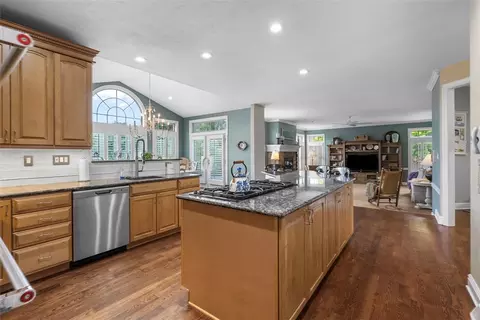 268 Arrowhead Ln, Eighty Four, PA 15330 photo 7