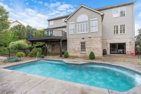 268 Arrowhead Ln, Eighty Four, PA 15330 photo 41