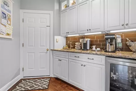 268 Arrowhead Ln, Eighty Four, PA 15330 photo 10