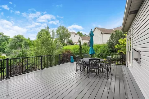 268 Arrowhead Ln, Eighty Four, PA 15330 photo 43