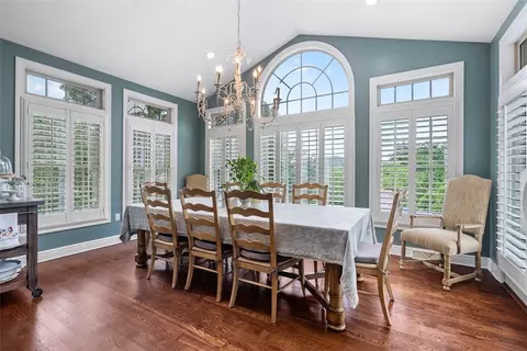 268 Arrowhead Ln, Eighty Four, PA 15330 photo 8