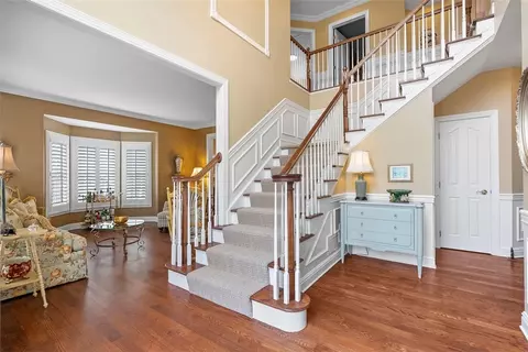 268 Arrowhead Ln, Eighty Four, PA 15330 photo 3