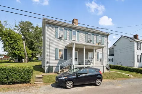 417-419 Bluff St, Belle Vernon, PA 15012