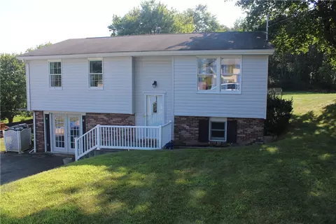 311 Chestnut Dr, Butler, PA 16001