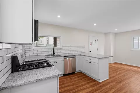 1612 Miriam St, Pittsburgh, PA 15218 photo 6