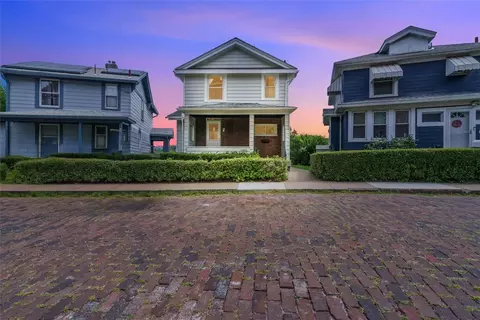 1612 Miriam St, Pittsburgh, PA 15218