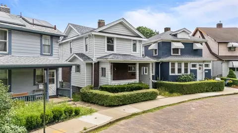 1612 Miriam St, Pittsburgh, PA 15218 photo 2