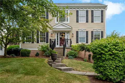 3115 Weeping Willow Dr, Bridgeville, PA 15017