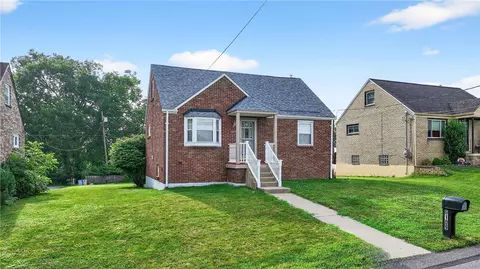 6109 Murray Ave, South Park, PA 15129