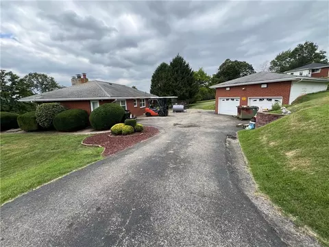 40 Sunset Dr, Blairsville, PA 15717