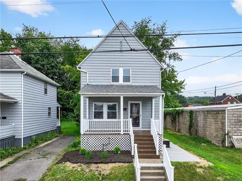1631 Mcminn St, Aliquippa, PA 15001