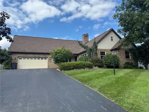 225 Wren St, Indiana, PA 15701