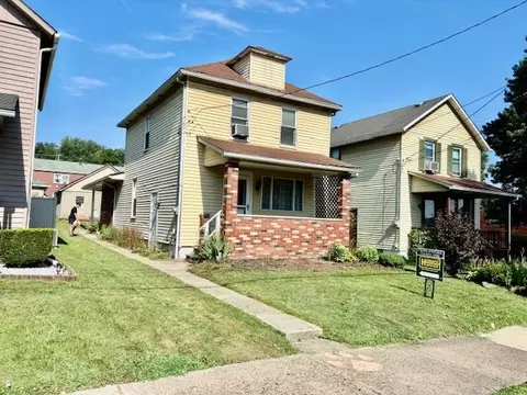 2412 2nd Ave, Koppel, PA 16136