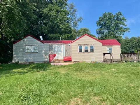 597 Yankee Ridge Rd, Mercer, PA 16137