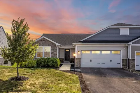 304 Brandi Lynn Ln, Evans City, PA 16033