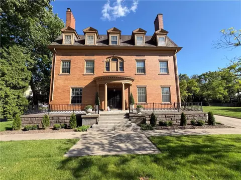 5238 Ellsworth Ave, Pittsburgh, PA 15232