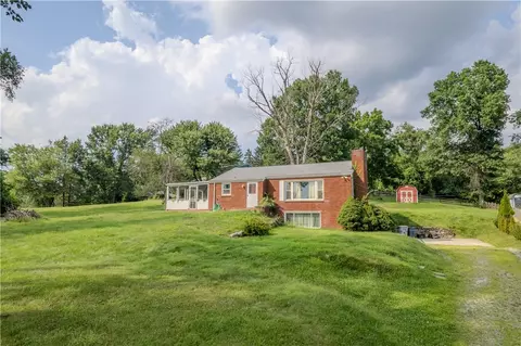 421 Hays Rd, Venetia, PA 15367