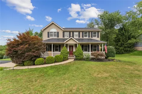 449 Finnin Rd, New Kensington, PA 15068