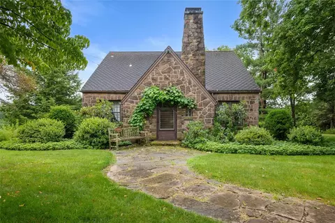344 Old Leechburg Rd, Pittsburgh, PA 15239