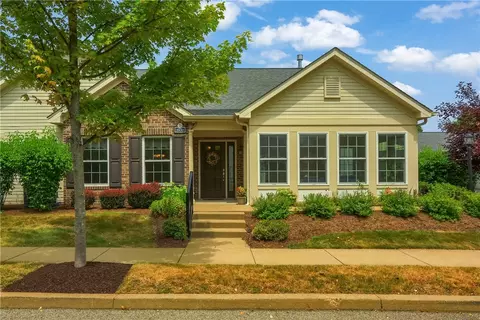 2032 Clerkenwell Ln, Cranberry Township, PA 16066