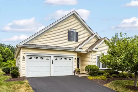 221 Patriot Ln, Freedom, PA 15042