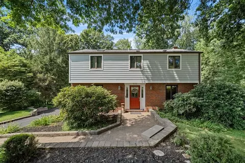 4151 Timberlane Dr, Allison Park, PA 15101