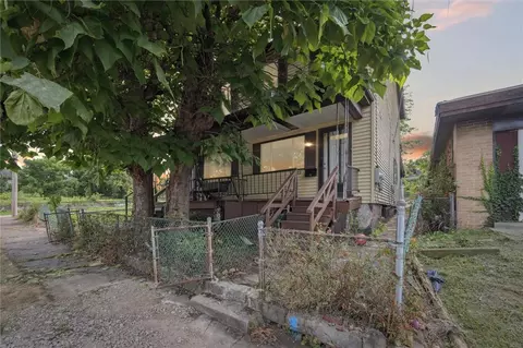 322 S 3rd St, Duquesne, PA 15110