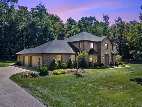 4566 Dogwood Dr, Allison Park, PA 15101