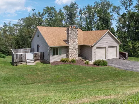 170 Piedmont Ave, North Huntingdon, PA 15642
