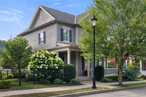 261 1st St, Oakmont, PA 15139