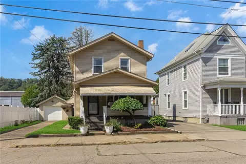 710 6th Ave, New Brighton, PA 15066
