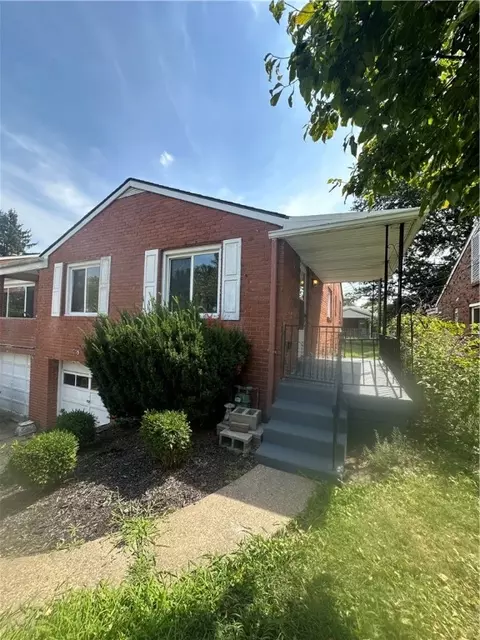 1811 Greentree Rd, Pittsburgh, PA 15220