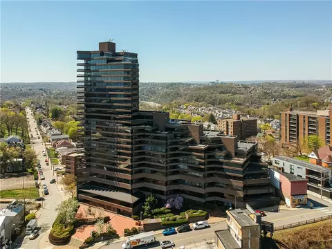 1 Trimont #670D, Pittsburgh, PA 15211