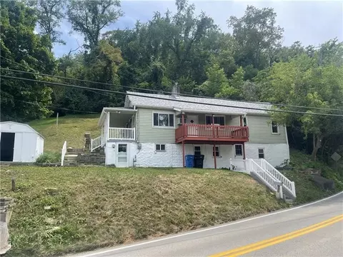 10040 Broadway St, Irwin, PA 15642