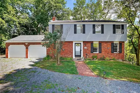 28 Shannopin Dr, Pittsburgh, PA 15202