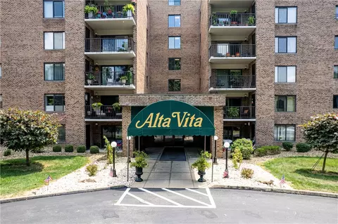 3 Alta Vita #808, Greensburg, PA 15601