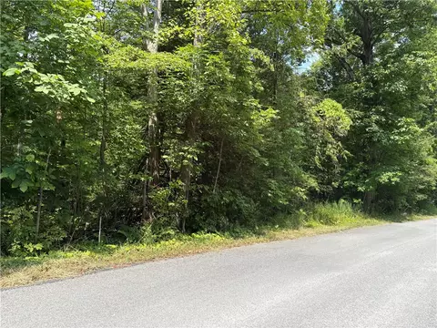 000 Red Line Rd, Kennerdell, PA 16374