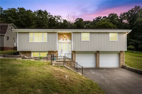 309 Vaneal Rd, Washington, PA 15301