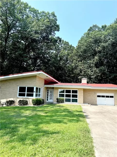 131 Whippoorwill Rd, Burgettstown, PA 15021
