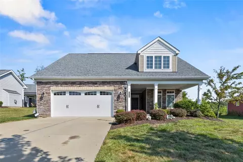 225 Brookside Dr, Cranberry Township, PA 16066