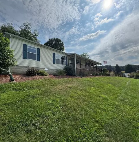 700 Kimmel Rd, Home, PA 15747